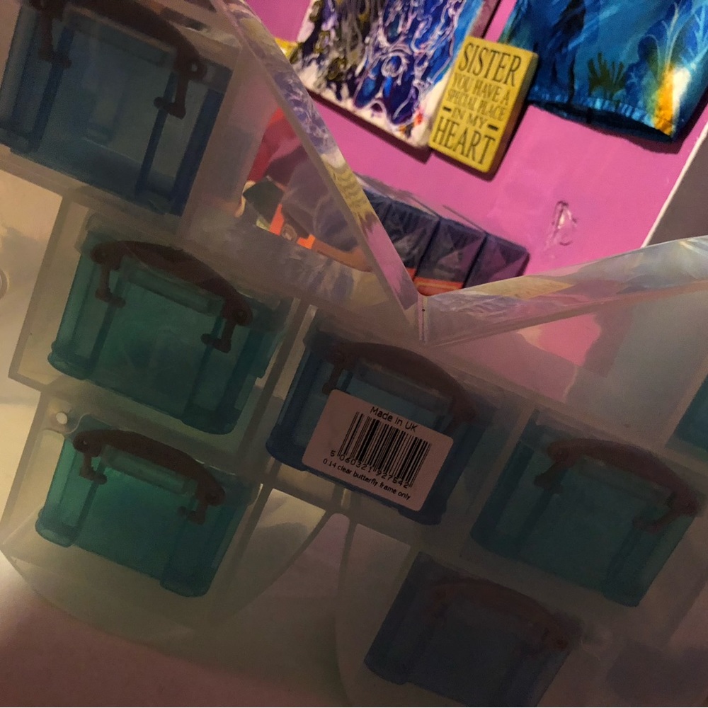 Butterfly storage - Picture 6 of 6